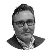 Headshot of Tim Lear